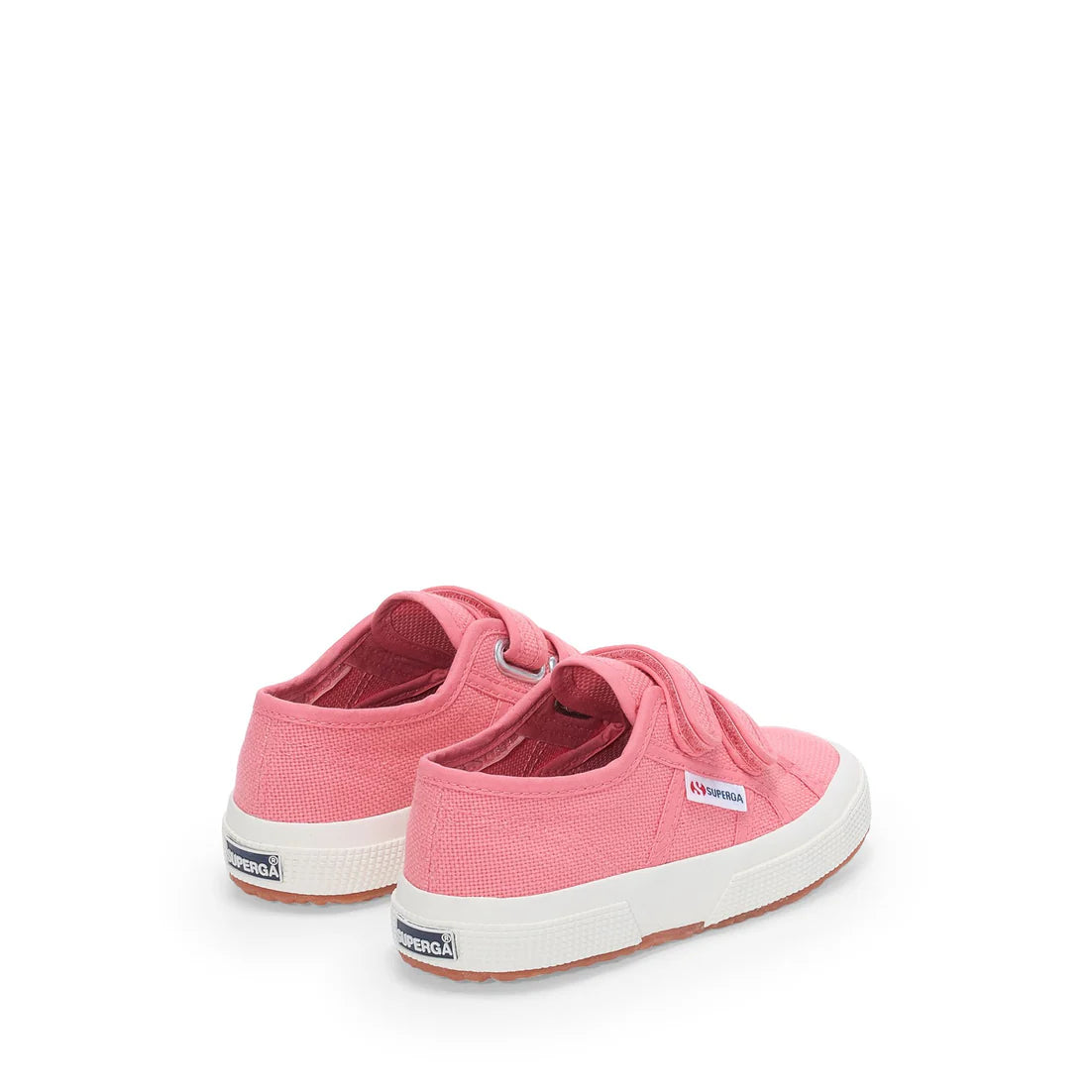Superga con strappi