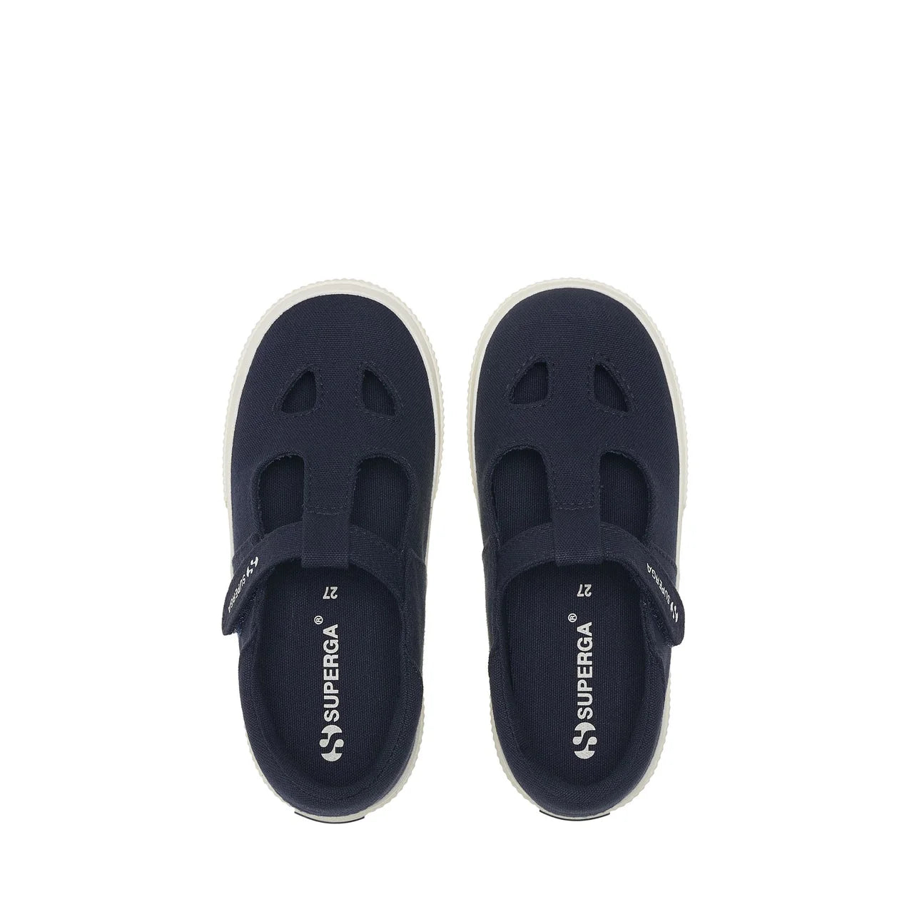 Superga con occhietti