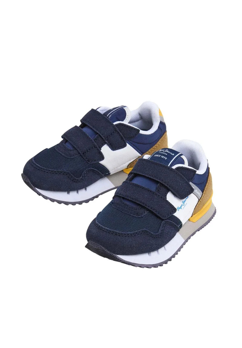 Sneakers con strappi