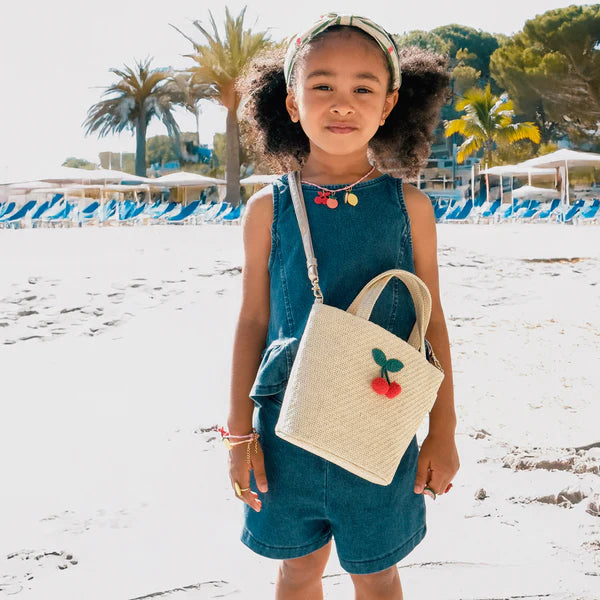 Borsa a cestino all'uncinetto con ciliegie