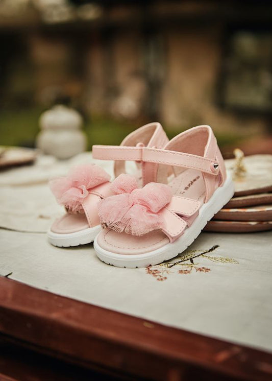Sandali con fiocco in tulle