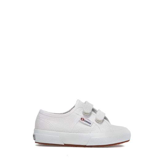 Superga con strappi