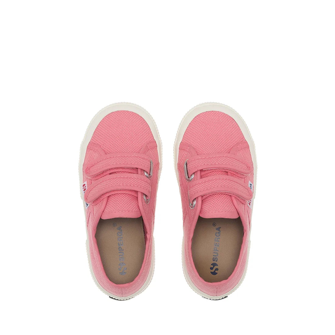 Superga con strappi