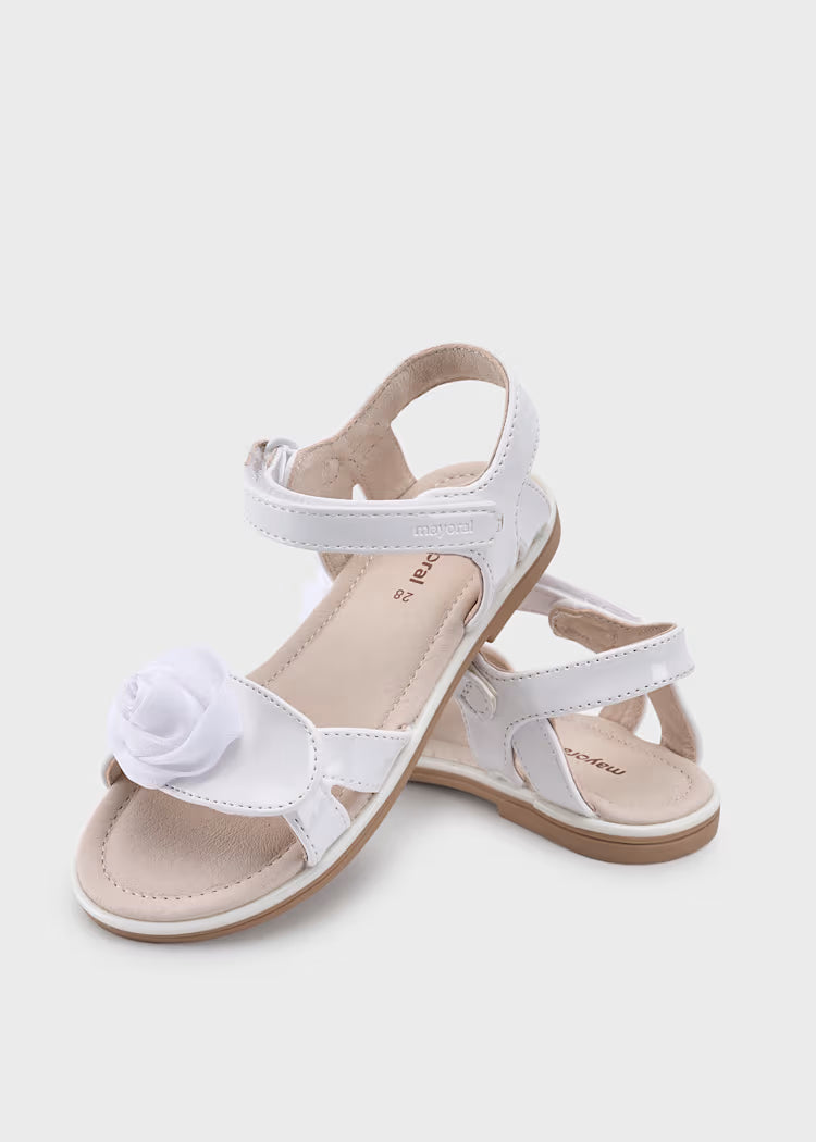 Sandali eleganti in vernice
